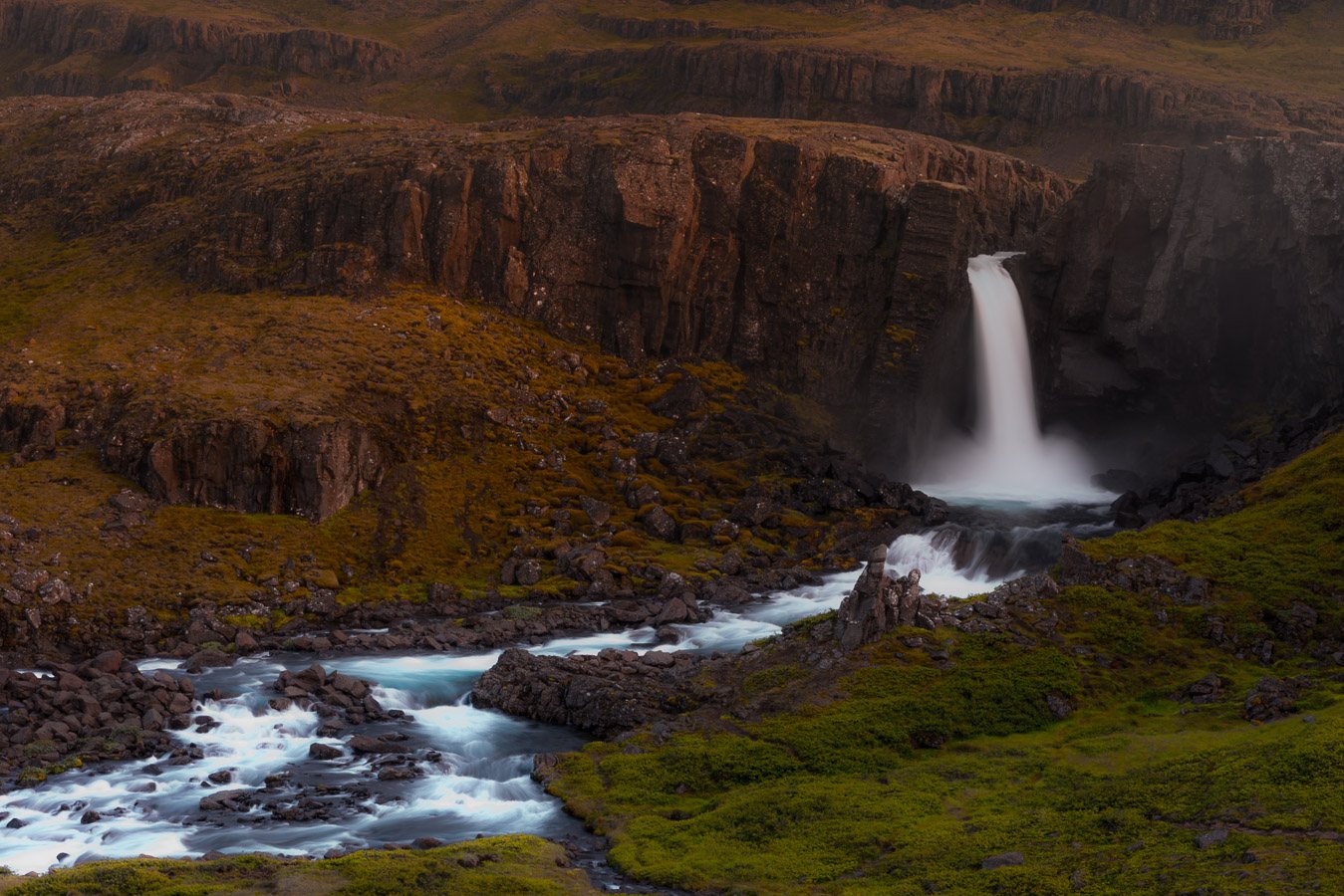 Водопад Folaldafoss, 2013 г.